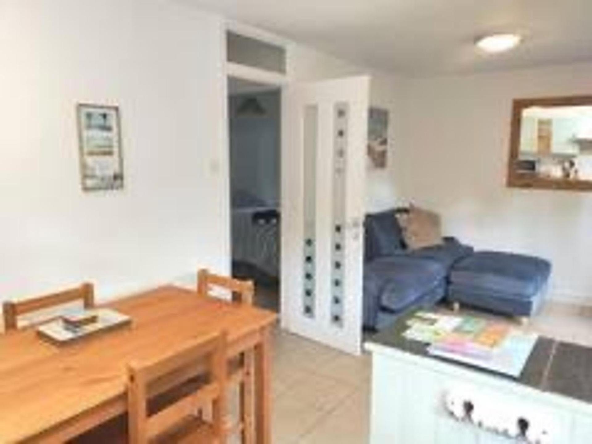 Rebels Retreat - 2-bed Nr & Hayle St Ives (Cornwall)